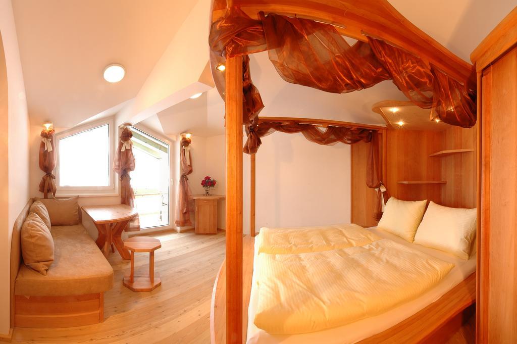Bed & Breakfast Landhaus Strasser Söll Rom bilde