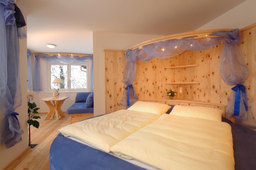 Bed & Breakfast Landhaus Strasser Söll Rom bilde